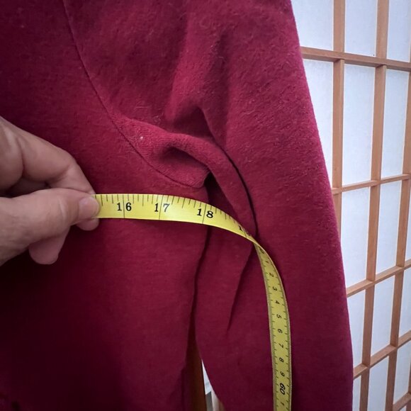 Women's L.L.Bean 1912 Sweatshirt Hooded Pullover Logo, Petite - Picture 9 of 10